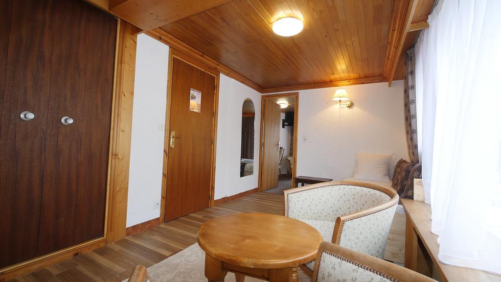 L'Annexe Hotel Val-d'Isere Exterior photo
